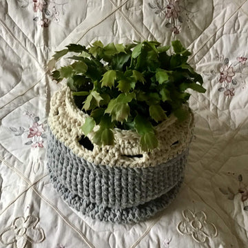 The Hampton Filigree Basket