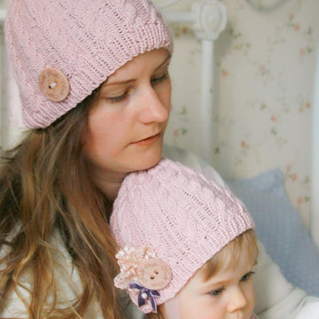 Rose cable hat