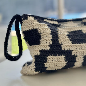 Cobble Dots Pouch