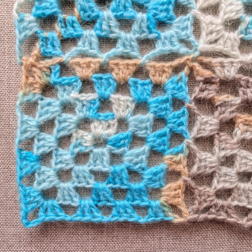 Seamless Granny Square Crochet Motif #106