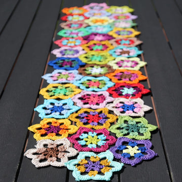 Table runner "Mandala"