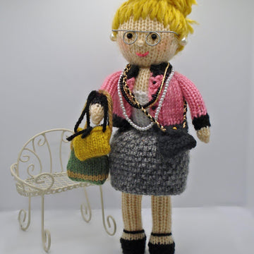Coco doll goes shopping