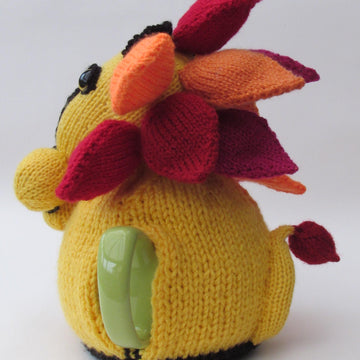 Tingatinga Lion Tea Cosy Knitting Pattern