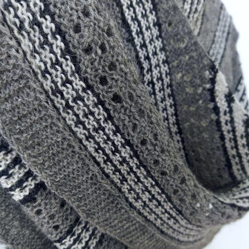 Wolf Shawl