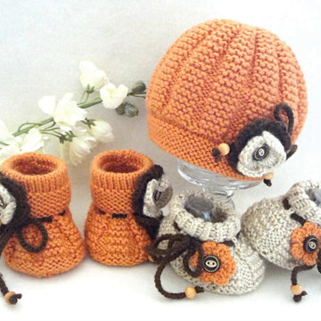 Pattern Knitting Baby Set Baby Cap and Baby Shoes