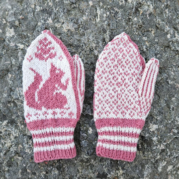 Squirrel mittens