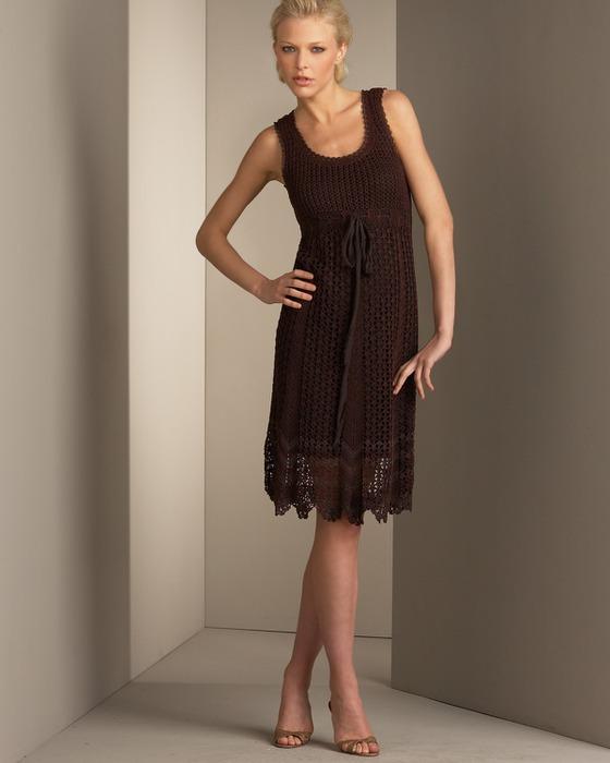Vintage-Inspired Sleeveless Lace Dress with Ribbon Waist