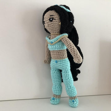 Jasmin amigurumi doll
