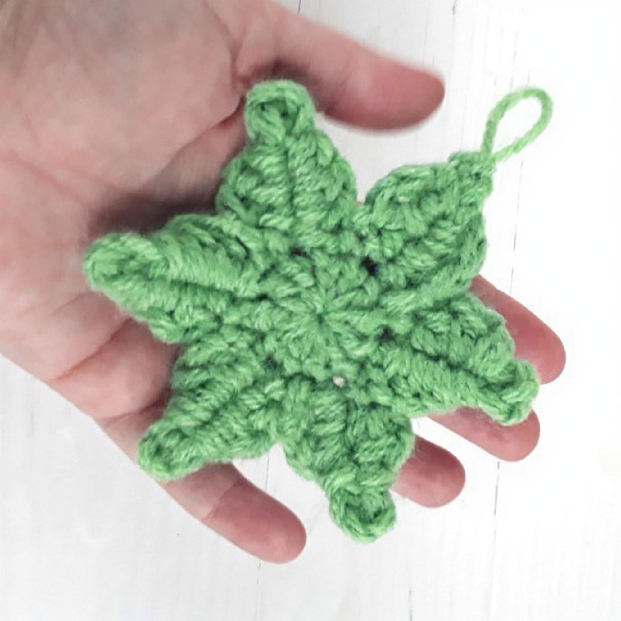 Christmas Crochet Snowflake Pattern, Farmhouse Decor Yule Ornament tree