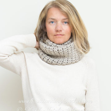 Puff Stitch Cowl