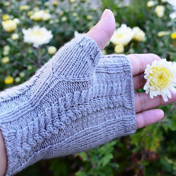 Cables Fingerless Mitts