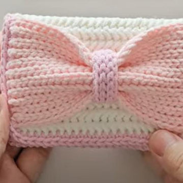 Card Case with a Cut Bow
