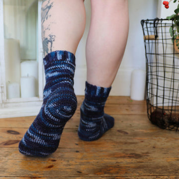 Basic crochet socks with heel flap