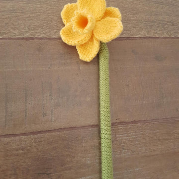 Knitted Daffodil
