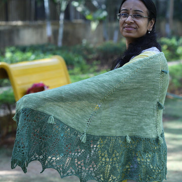 Echoing Green Shawl