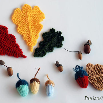 Acorns and oak leaves.