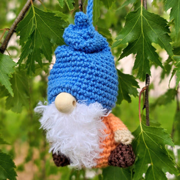 Traveling Gnome Backpack / Keychain Charm