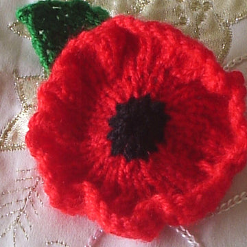 Fluted Poppies DK knitting pattern Remembrance Sunday Veterans day Armistice day