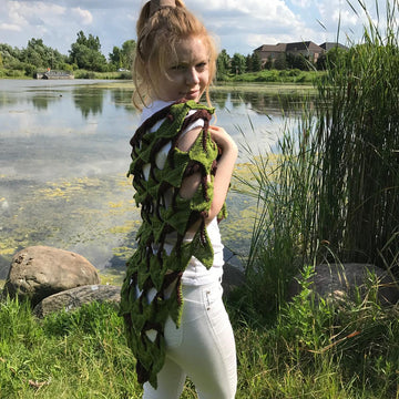 Green Leaf on Branch Shawl