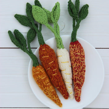 Knitted carrot: Easter Spring Decor