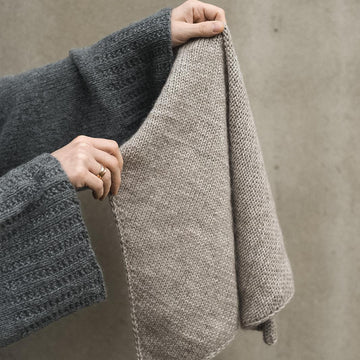 Capsule scarf no. 1