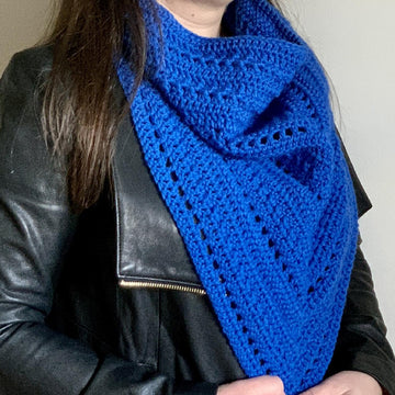 The Alapi Triangle Cowl Crochet Pattern