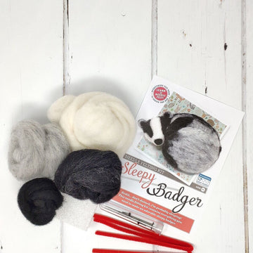 The Crafty Kit Company Sleepy Badger Needle Felting Kit - 190 x 290 x 94mm