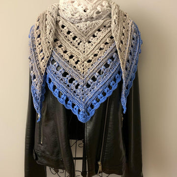 Triangular Scarf "Iphis"