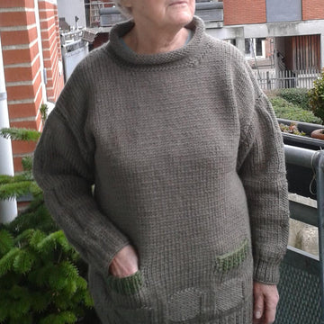 RAVANUSA, chunky woollen sweater