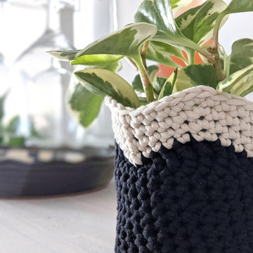 Two Tone Wavy Pot Cover