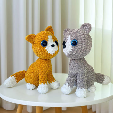 Cat – Calico, Siamese or Ginger