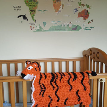 Noah's Tiger cot blanket