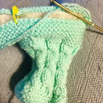 Child's Cable Slippers