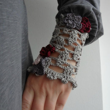Lace Wrist Warmers