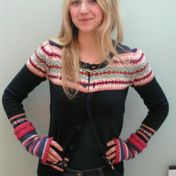 Alpaca Striped Gauntlets