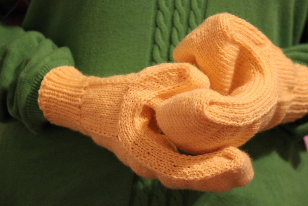 Lego Man Mitts
