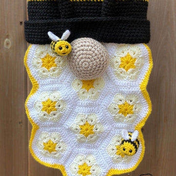Bee Gnome Wreath