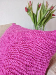Tiny Heart Cushion