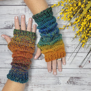 Totally Pleated Gloves