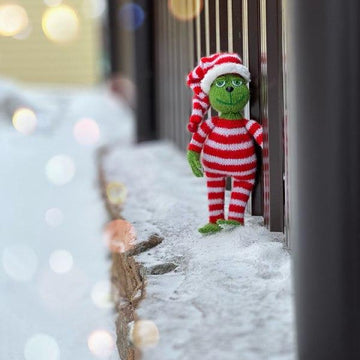 Baby Grinch Christmas knitting pattern