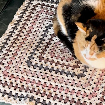 Granny V Stitch Cat Blanket