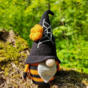 Halloween gnome (boy2)