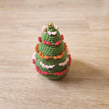 Tiny Garland Christmas Tree