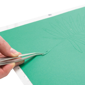 We R Memory Keepers Angled Tweezers - 594835