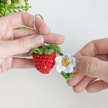 Crochet strawberry pattern, easy crochet keychain NO SEW pattern