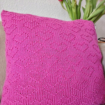 Tiny Heart Cushion