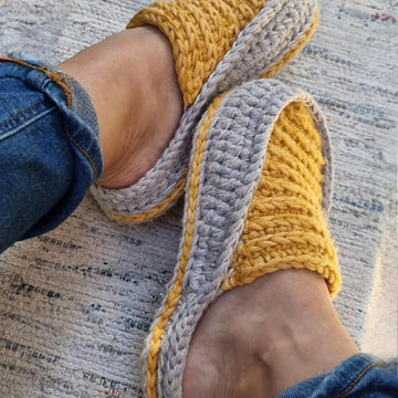 Double sole crochet slippers for adults and kids pattern S28