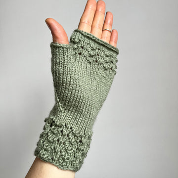 Texture Cuff Fingerless Gloves