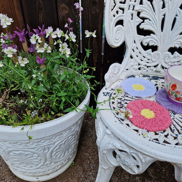 PDF Pretty Daisy Coaster Set Knitting Patterns