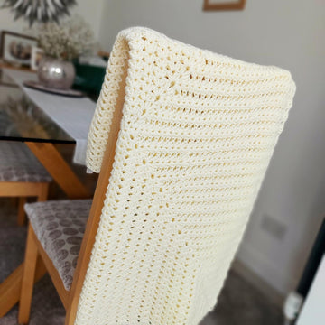 Iris cream square shawl